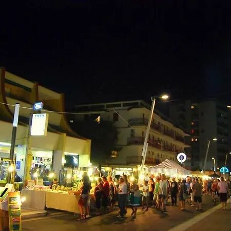 Cortina 2-23 Сasa de vacaciones
